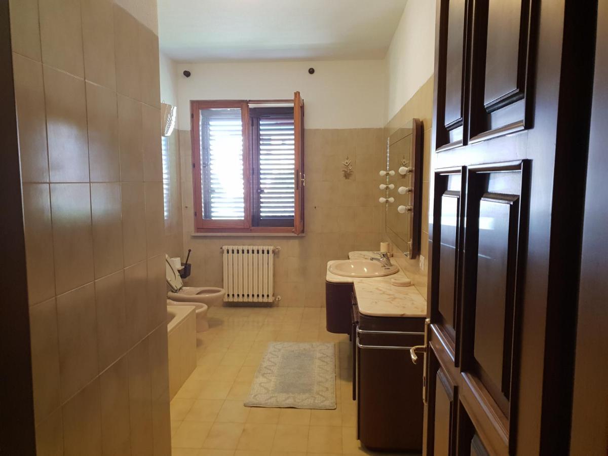 Viliam B&B Олбия Екстериор снимка